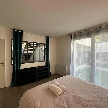 La Conserverie, Espace Et Modernite *