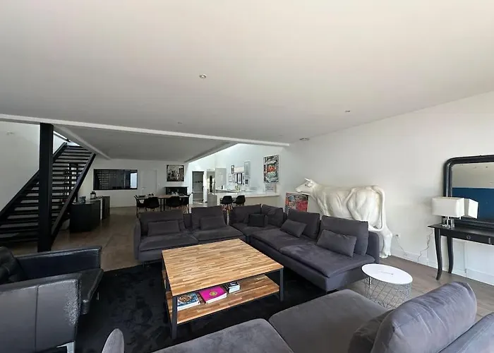 Villa La Conserverie, Espace Et Modernite Reims