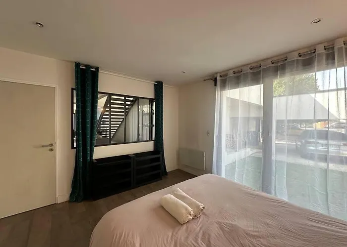 La Conserverie, Espace Et Modernite *